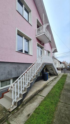 Eladó családi ház, Dunaharasztin 109.99 M Ft, 6 szobás