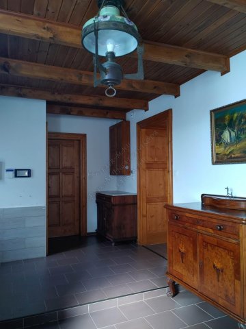 Eladó családi ház, Szentesen 64 M Ft, 5+2 szobás