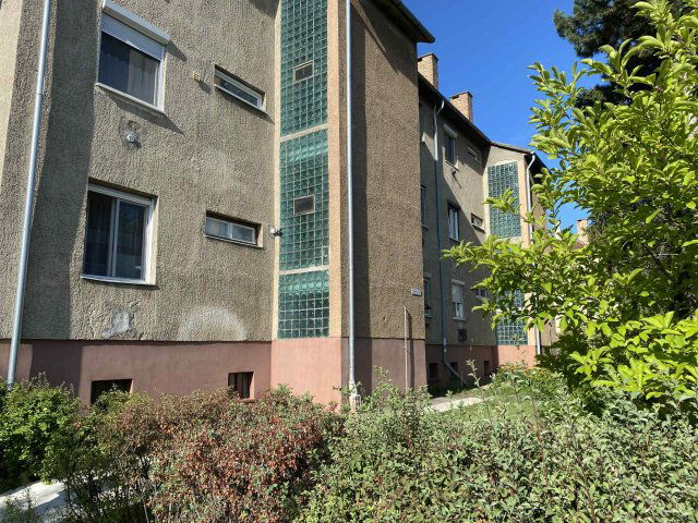 Eladó téglalakás, Dunakeszin 58 M Ft, 2 szobás