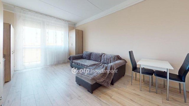 Eladó panellakás, Miskolcon 34 M Ft, 1+1 szobás