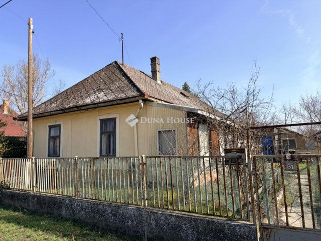 Eladó családi ház, Tápióbicskén, Nagykátai úton 14.9 M Ft