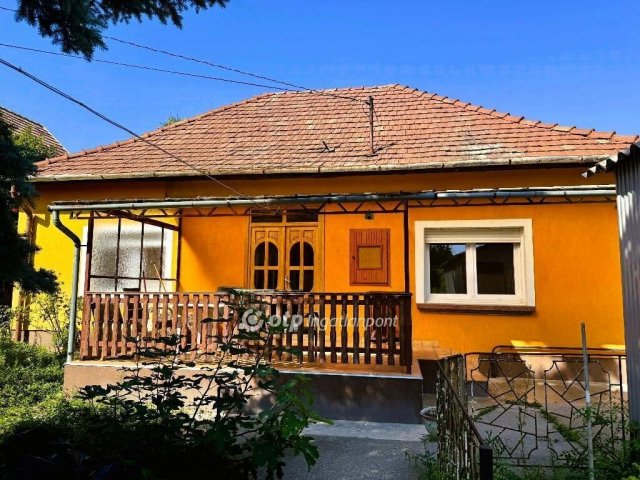 Eladó családi ház, Halásztelken 68 M Ft, 3 szobás