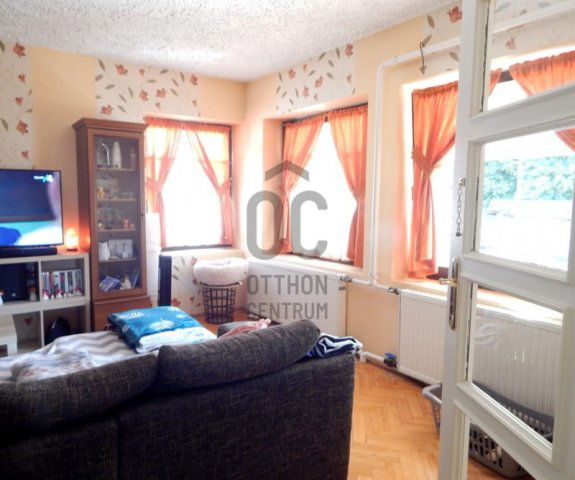 Eladó családi ház, Alsónemesapátiban 56.99 M Ft, 5 szobás