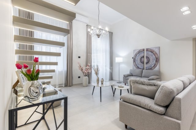 Eladó téglalakás, Budapesten, VI. kerületben, Teréz körúton