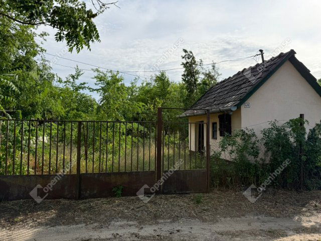 Eladó telek, Tápiószőlősön 3.3 M Ft / költözzbe.hu