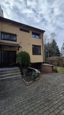 Eladó családi ház, Sopronban 129 M Ft, 5 szobás