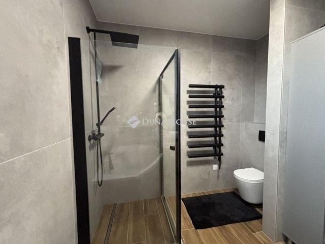 Eladó családi ház, Kecskeméten 134.99 M Ft, 4 szobás