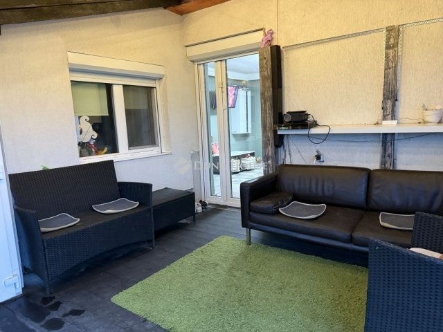 Eladó családi ház, Pilisen 79.99 M Ft, 3 szobás