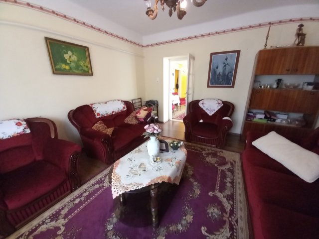 Eladó családi ház, Nagykörűn 29.99 M Ft, 3 szobás