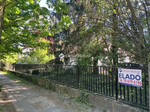 Eladó családi ház, Piliscsabán 116.9 M Ft, 3 szobás