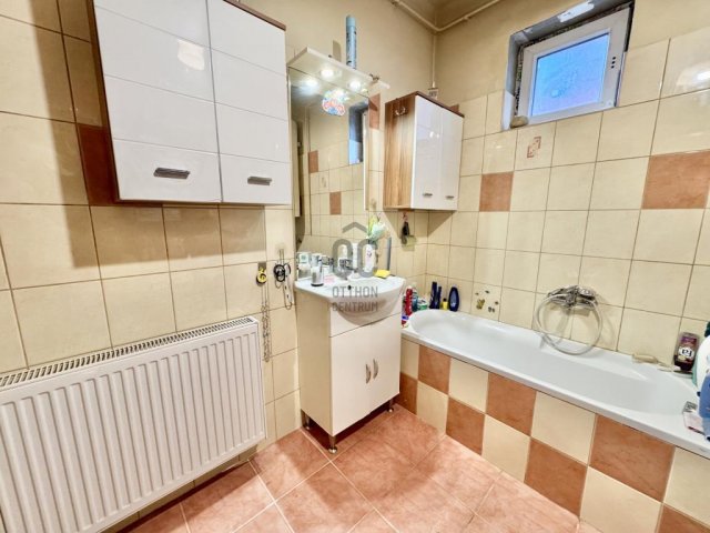 Eladó családi ház, Gyálon 124.9 M Ft, 5 szobás