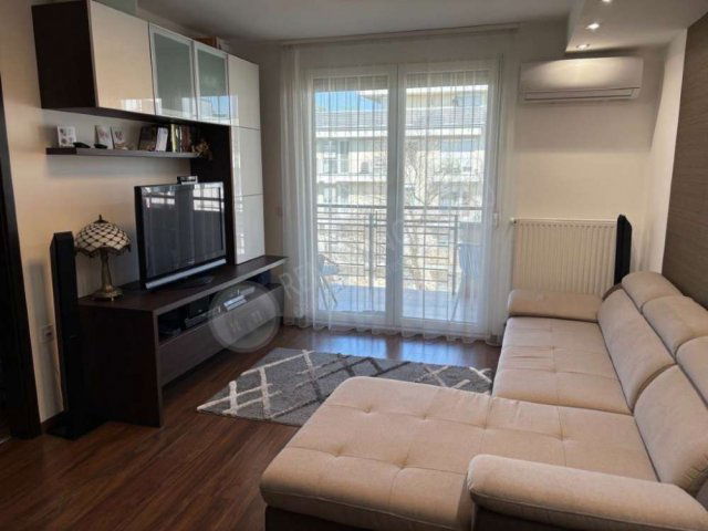 Kiadó téglalakás, albérlet, XIII. kerületben, Petneházy utcában