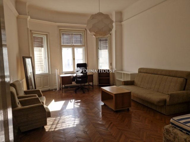 Kiadó téglalakás, albérlet, Budapesten, VIII. kerületben