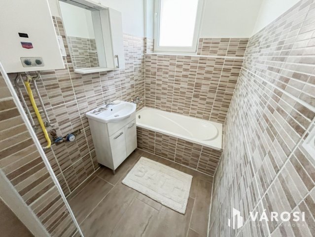 Eladó téglalakás, Budapesten, IV. kerületben 77.5 M Ft, 2 szobás