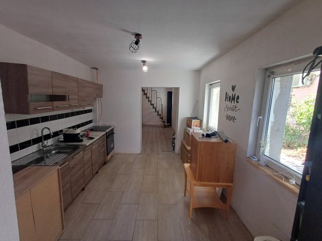Eladó téglalakás, Budapesten, IV. kerületben 62.5 M Ft