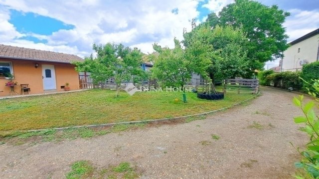 Eladó családi ház, Sülysápon 94.99 M Ft, 6+1 szobás