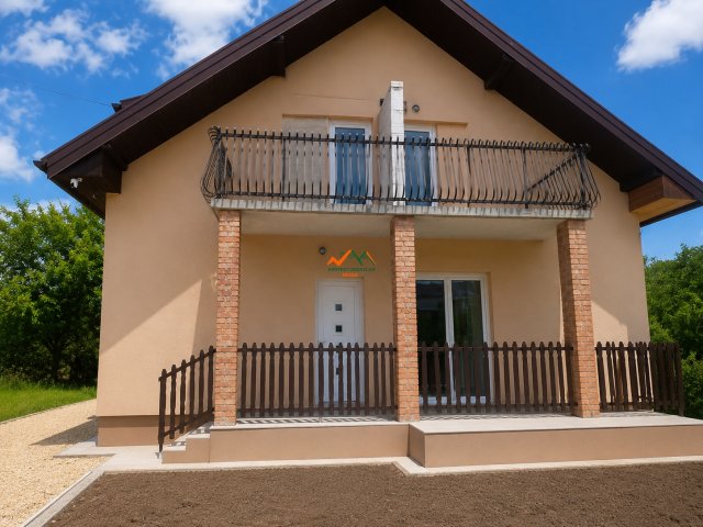 Eladó ikerház, Kiskunlacházán 52 M Ft, 4 szobás