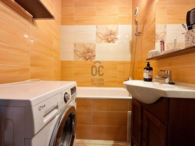 Eladó panellakás, Budapesten, III. kerületben 67.5 M Ft, 2 szobás