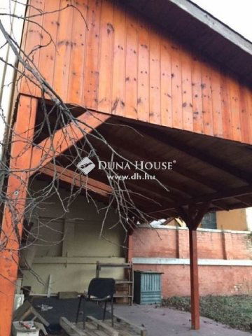 Eladó családi ház, Budapesten, X. kerületben 310 M Ft, 9 szobás