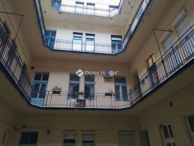 Kiadó téglalakás, albérlet, VII. kerületben, Dohány utcában