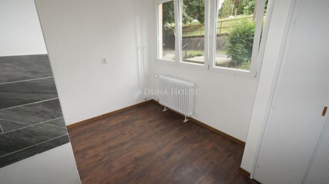Eladó téglalakás, Zalaegerszegen 30.99 M Ft, 1 szobás