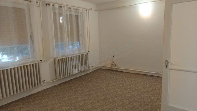 Kiadó családi ház, albérlet, Gyömrőn, Nefelejcs utcában