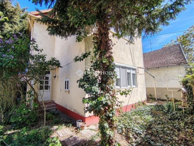 Eladó téglalakás, Mezőberényben, Hunyadi János utcában