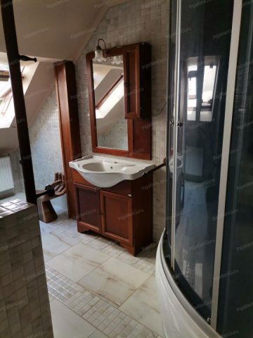 Eladó családi ház, Kecskeméten 99.9 M Ft, 6 szobás