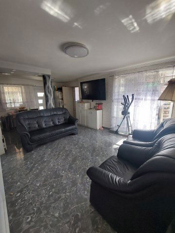 Eladó téglalakás, Dunakeszin 75.9 M Ft, 3 szobás