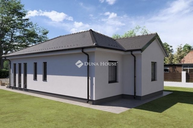 Eladó családi ház, Kecskeméten 81.6 M Ft, 5 szobás