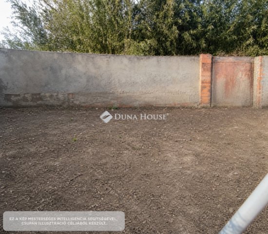 Eladó családi ház, Debrecenben, Kisfaludy utcában 17.8 M Ft