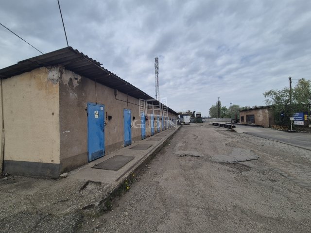 Eladó ipari ingatlan, Budapesten, X. kerületben 400 M Ft