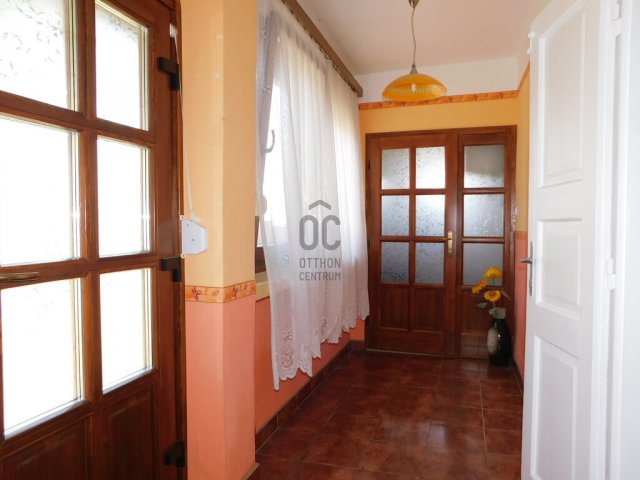 Eladó családi ház, Tápiószentmártonon 19.7 M Ft, 1 szobás