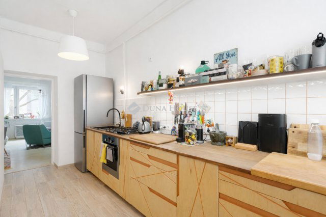 Eladó téglalakás, III. kerületben, Pacsirtamező utcában