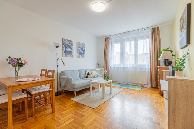 Eladó panellakás, Budapesten, X. kerületben, Gépmadár utcában