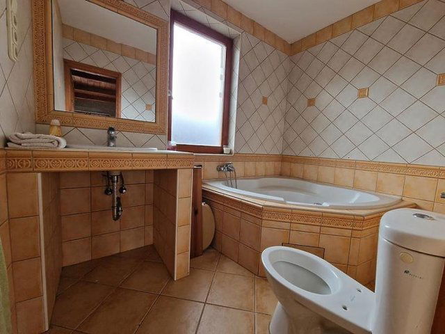 Eladó családi ház, Dunakeszin 118.9 M Ft, 5 szobás