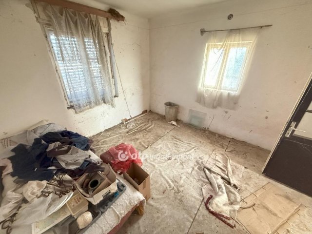Eladó családi ház, Tiszakécskén 7.49 M Ft, 2 szobás