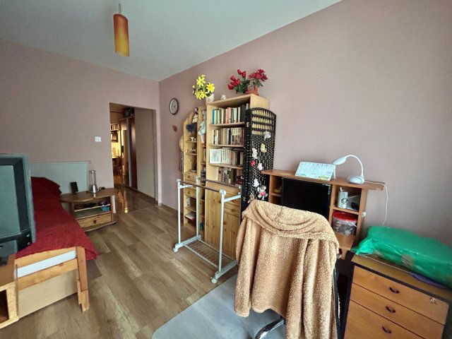 Eladó téglalakás, Nyíregyházán 38 M Ft, 1 szobás