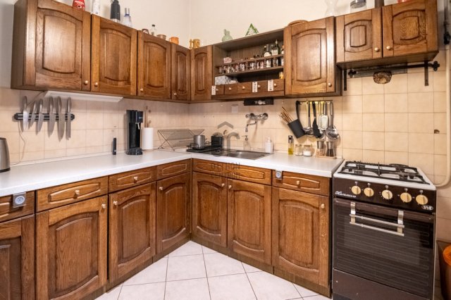 Eladó téglalakás, Budapesten, VII. kerületben 97 M Ft, 2 szobás