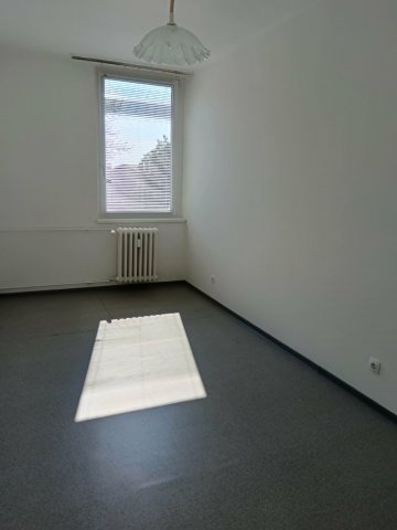 Eladó téglalakás, Tatabányán 34.9 M Ft, 2 szobás