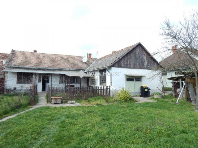 Eladó családi ház, Enyingen 19.9 M Ft, 3 szobás