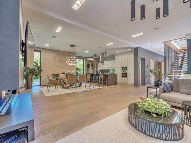 Eladó családi ház, Budapesten, II. kerületben 1150 M Ft