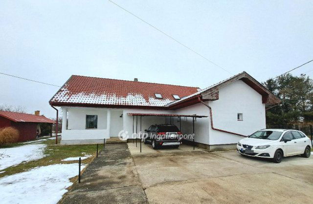 Eladó családi ház, Nyírpazonyon 83 M Ft, 5 szobás