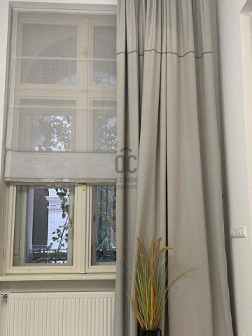 Eladó téglalakás, Budapesten, VI. kerületben 96.4 M Ft, 2 szobás