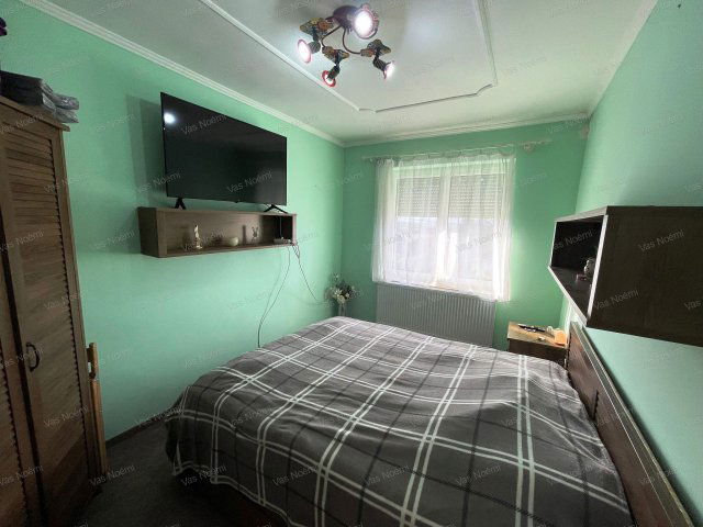 Eladó családi ház, Újudvaron 41.7 M Ft, 3+1 szobás