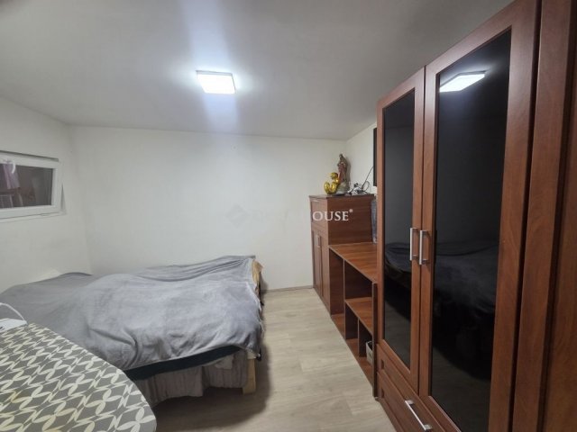 Eladó családi ház, Tahitótfalun 29.9 M Ft, 2 szobás