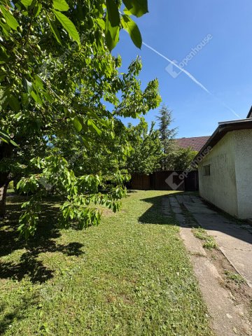 Eladó családi ház, Keszthelyen 130 M Ft, 6 szobás