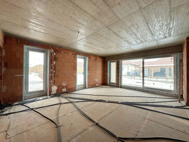 Eladó téglalakás, Kozármislenyen 101.5 M Ft, 3 szobás