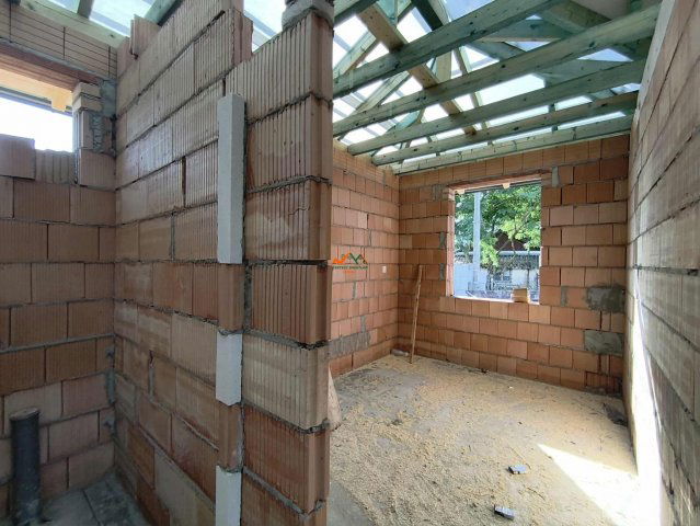 Eladó családi ház, Szigetszentmiklóson 89.5 M Ft, 4 szobás