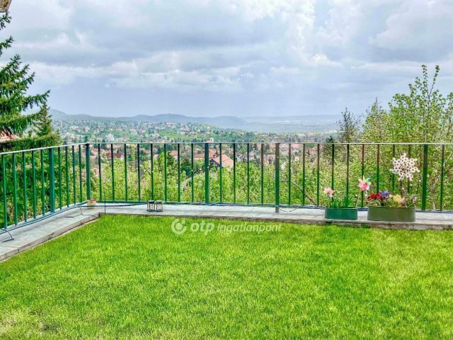 Eladó téglalakás, Budakeszin 167.8 M Ft, 3 szobás